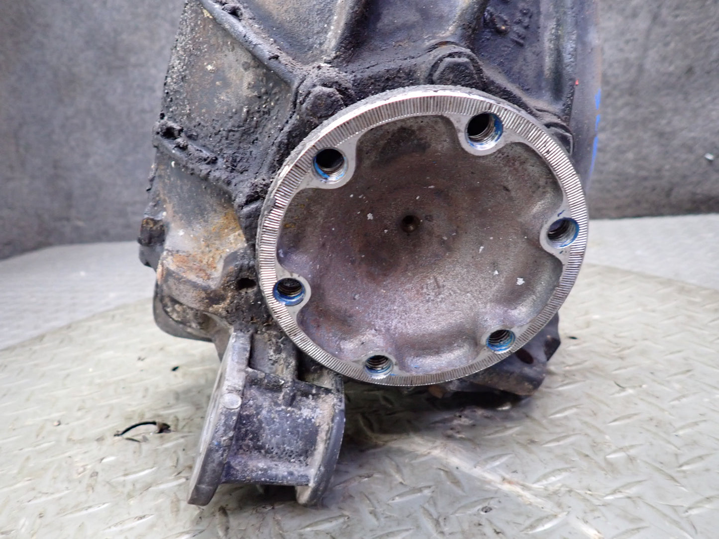 86-89 Mercedes R107 560SL Rear Differential Carrier 2.47 Ratio 86k Miles OEM