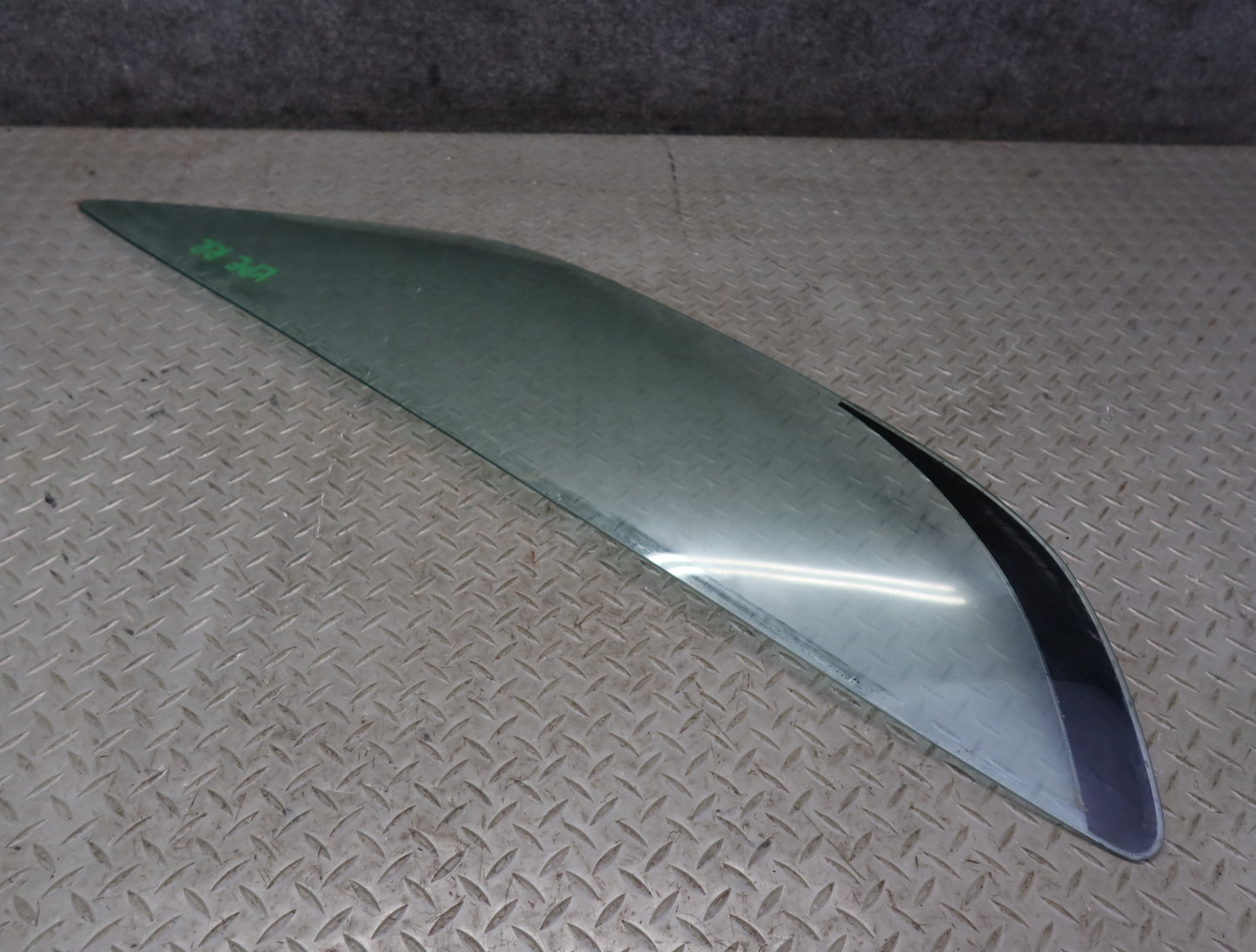 1984-1991 Porsche 928 Rear Right Pass Side Quarter Glass Window