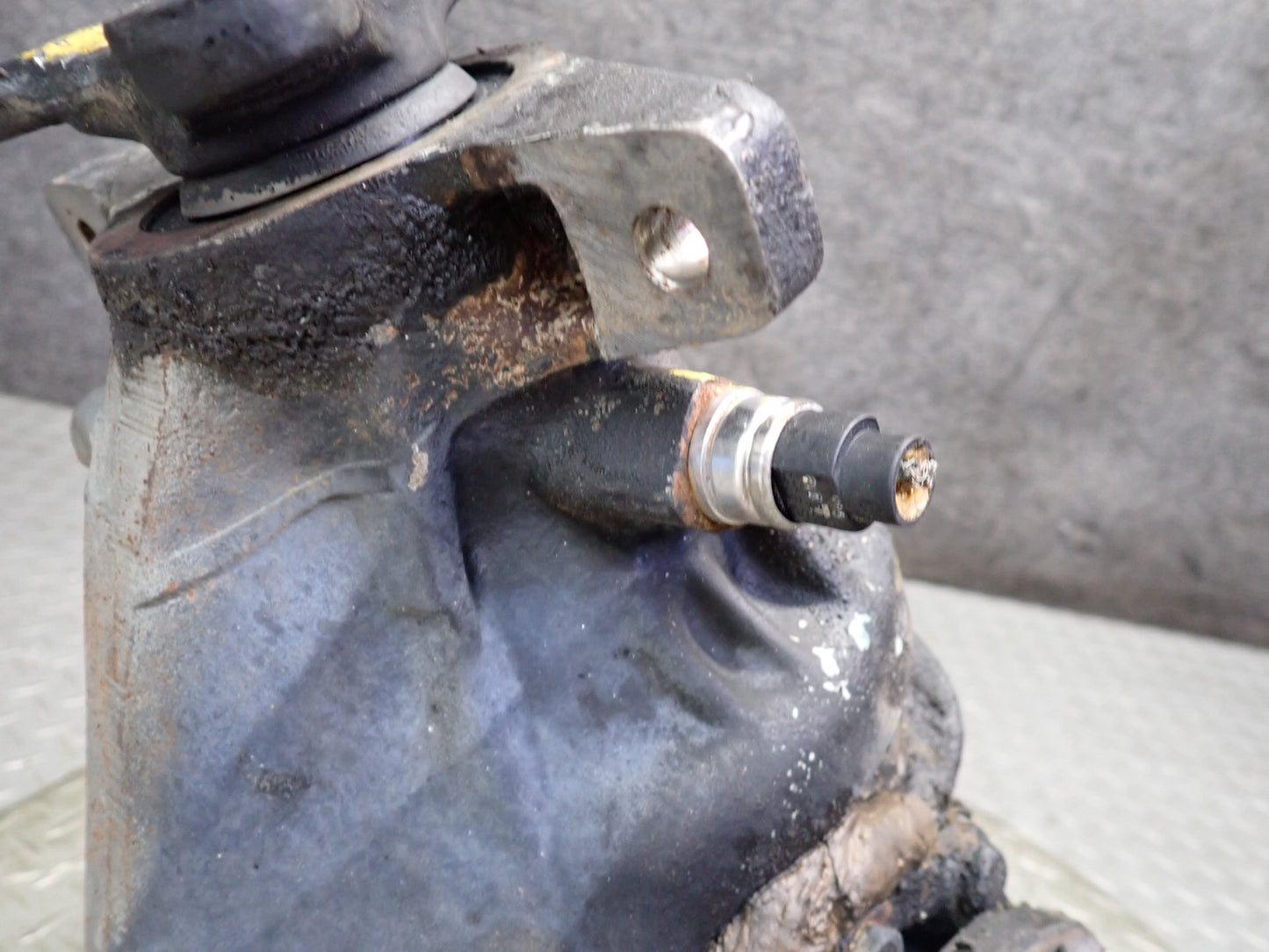 86-89 Mercedes R107 560SL Rear Differential Carrier 2.47 Ratio 86k Miles OEM