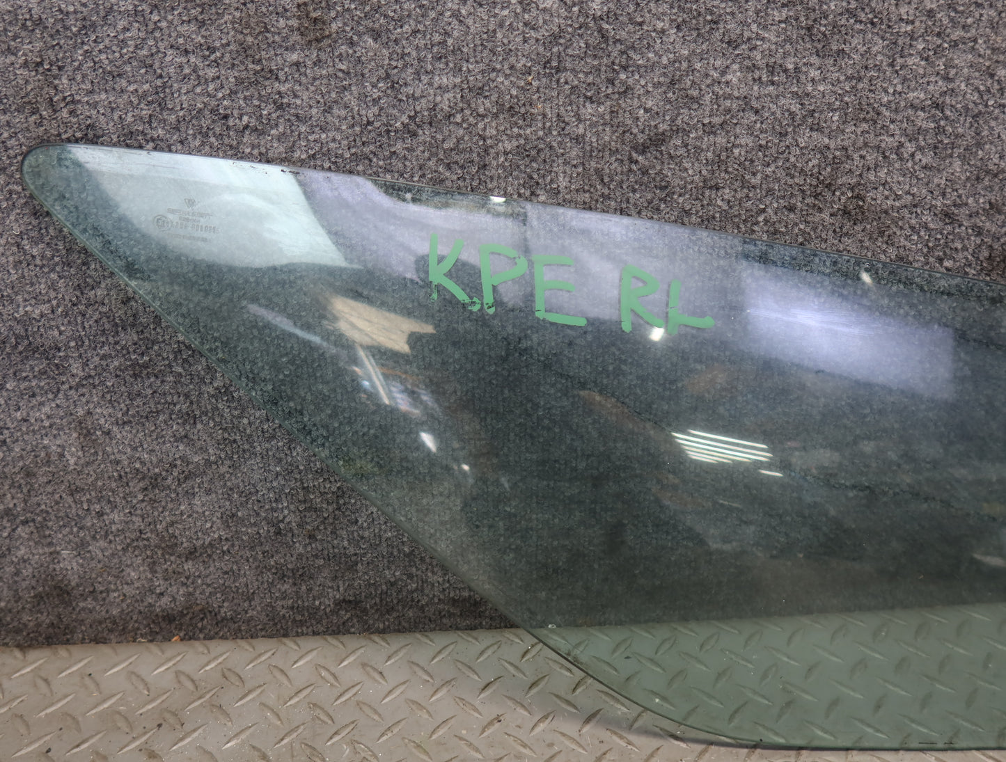 1984-1991 Porsche 928 Rear Left Driver Side Quarter Glass Window