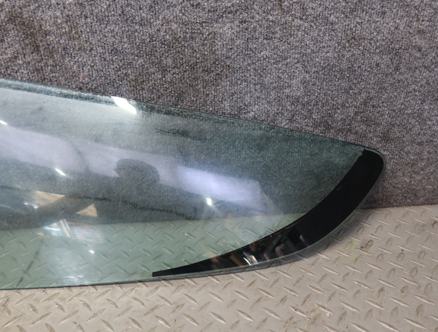 1984-1991 Porsche 928 Rear Left Driver Side Quarter Glass Window