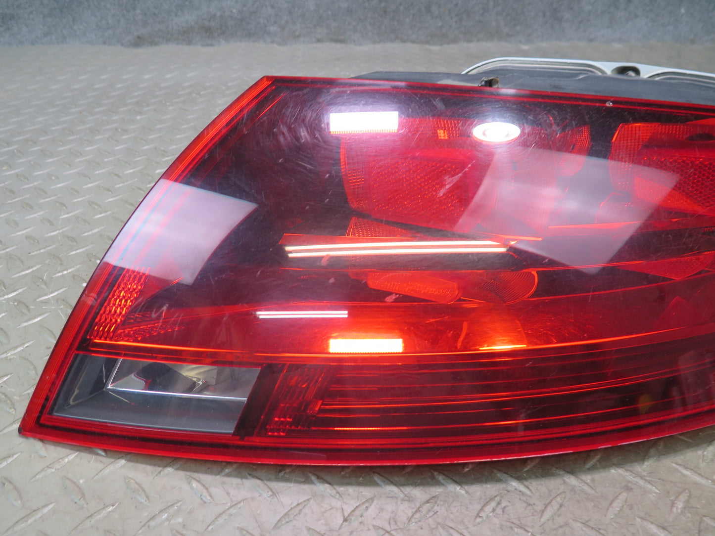 08-15 Audi TT S 8J Quattro Rear Left & Right Tail Light Brake Stop Lamp Set OEM