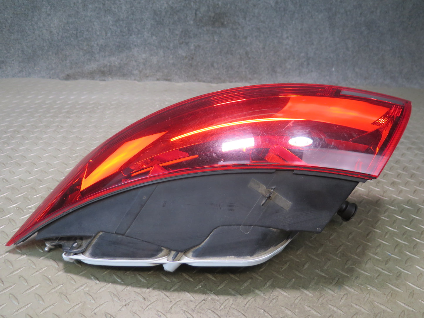 08-15 Audi TT S 8J Quattro Rear Left & Right Tail Light Brake Stop Lamp Set OEM