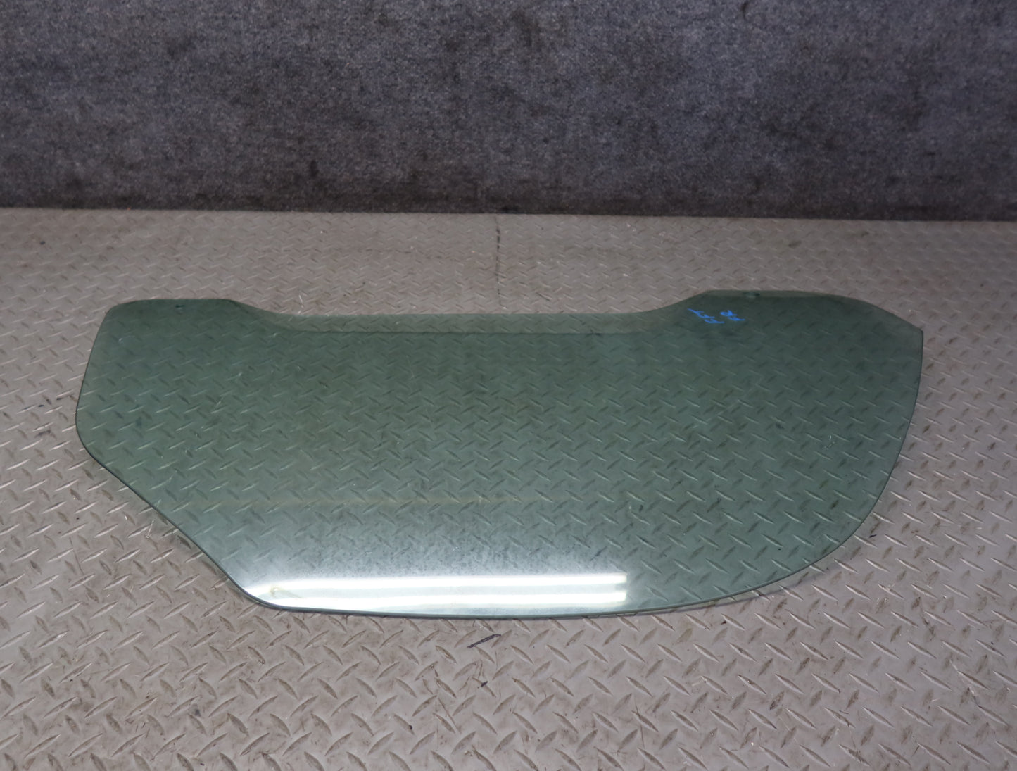 02-05 Ford Thunderbird Right Passenger Door Glass Window OEM