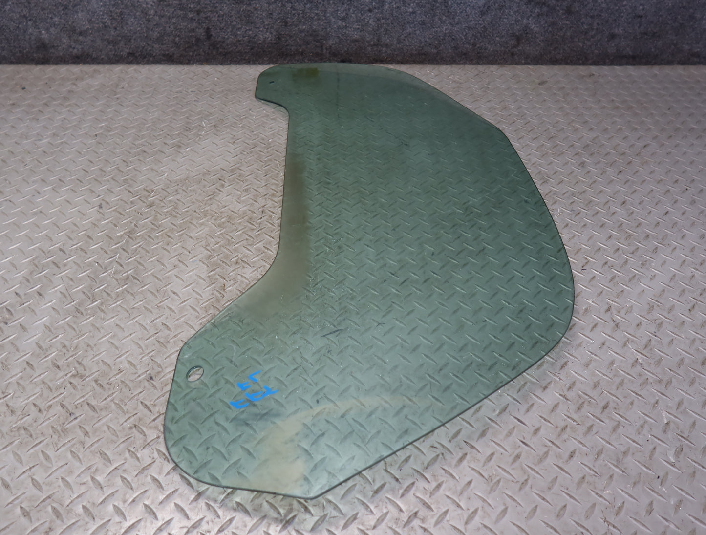02-05 Ford Thunderbird Left Driver Door Glass Window OEM