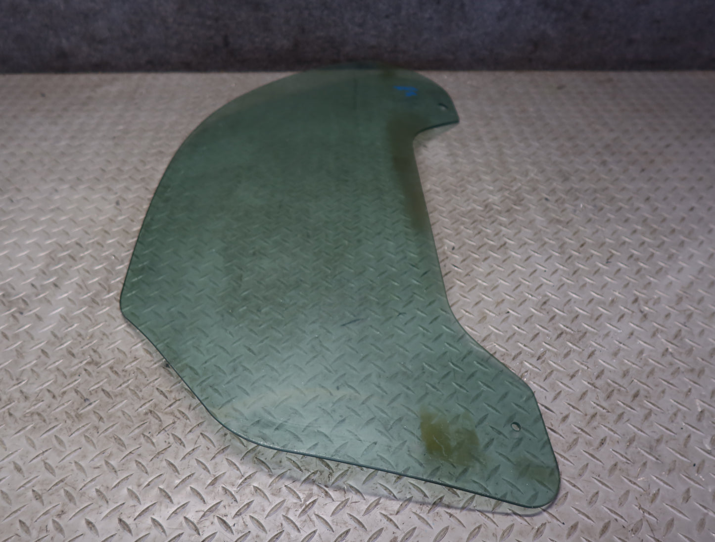 02-05 Ford Thunderbird Left Driver Door Glass Window OEM