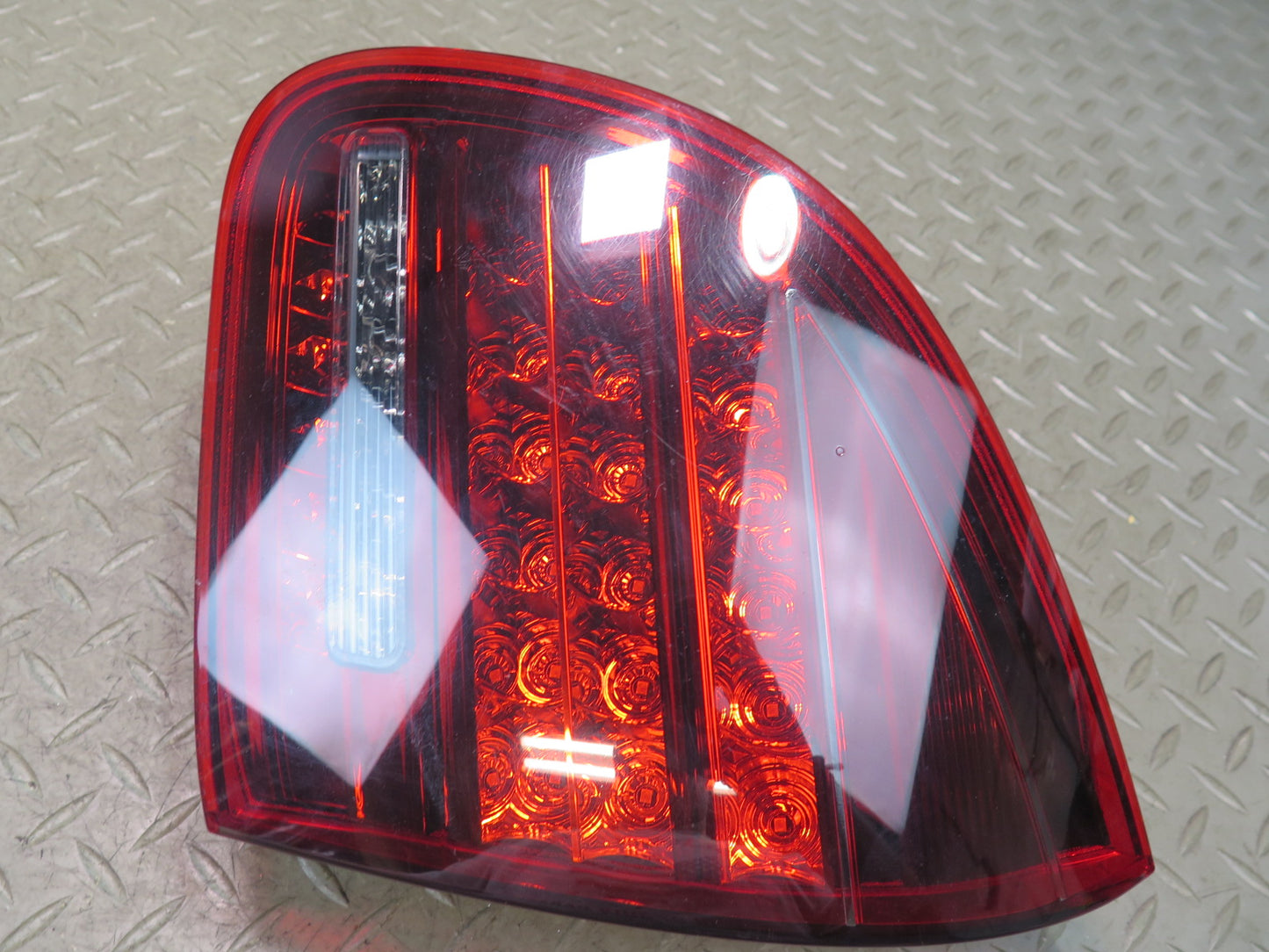 2011-2014 Porsche Cayenne 958 Rear Inner & Outer LED Tail Light Lamp Set of 4
