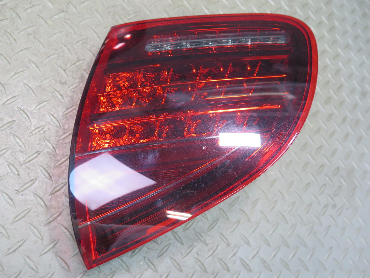 2011-2014 Porsche Cayenne 958 Rear Inner & Outer LED Tail Light Lamp Set of 4