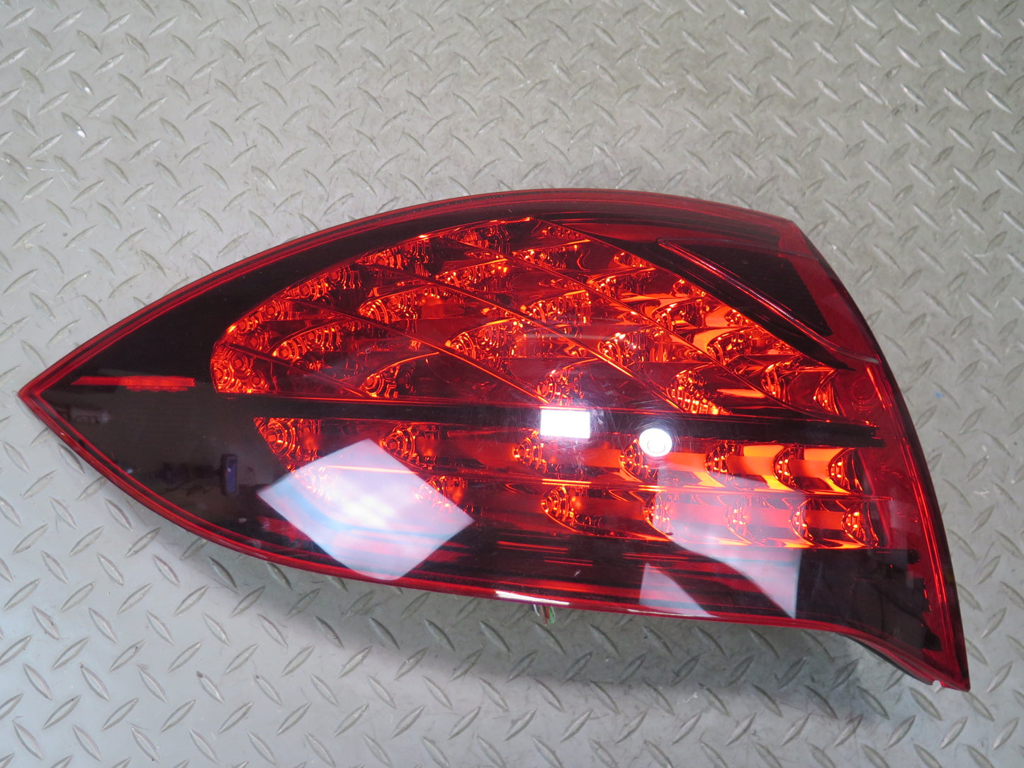 2011-2014 Porsche Cayenne 958 Rear Inner & Outer LED Tail Light Lamp Set of 4