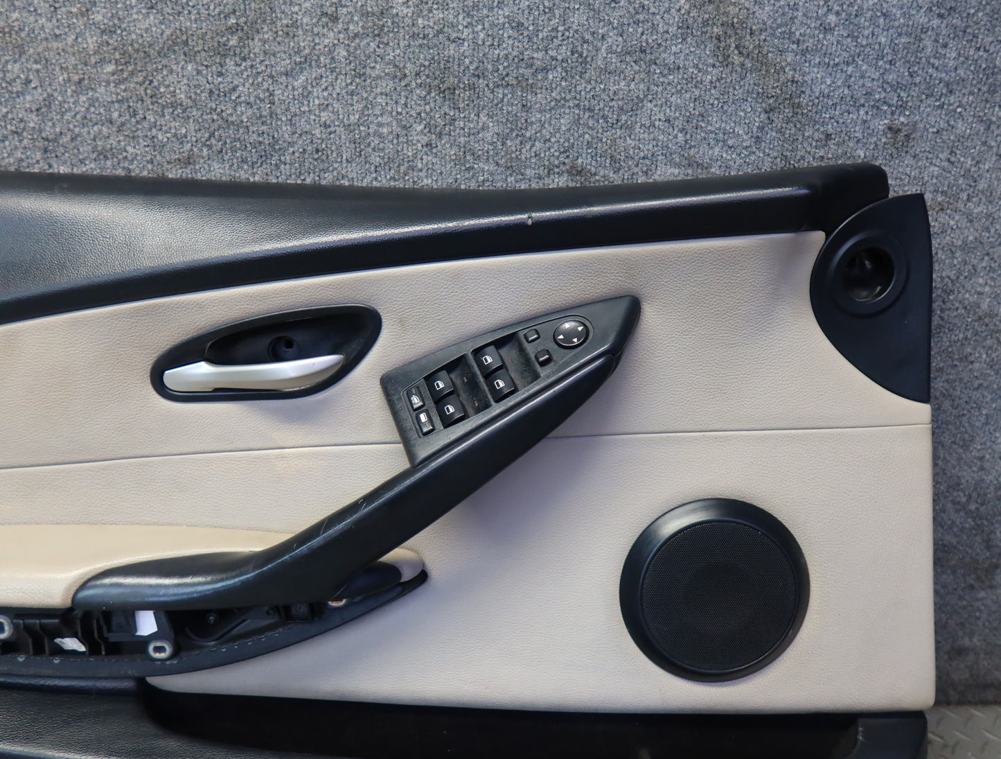 2006-2007 BMW E63 E64 M6 Left & Right Door Interior Trim Cover Panel Set of 2