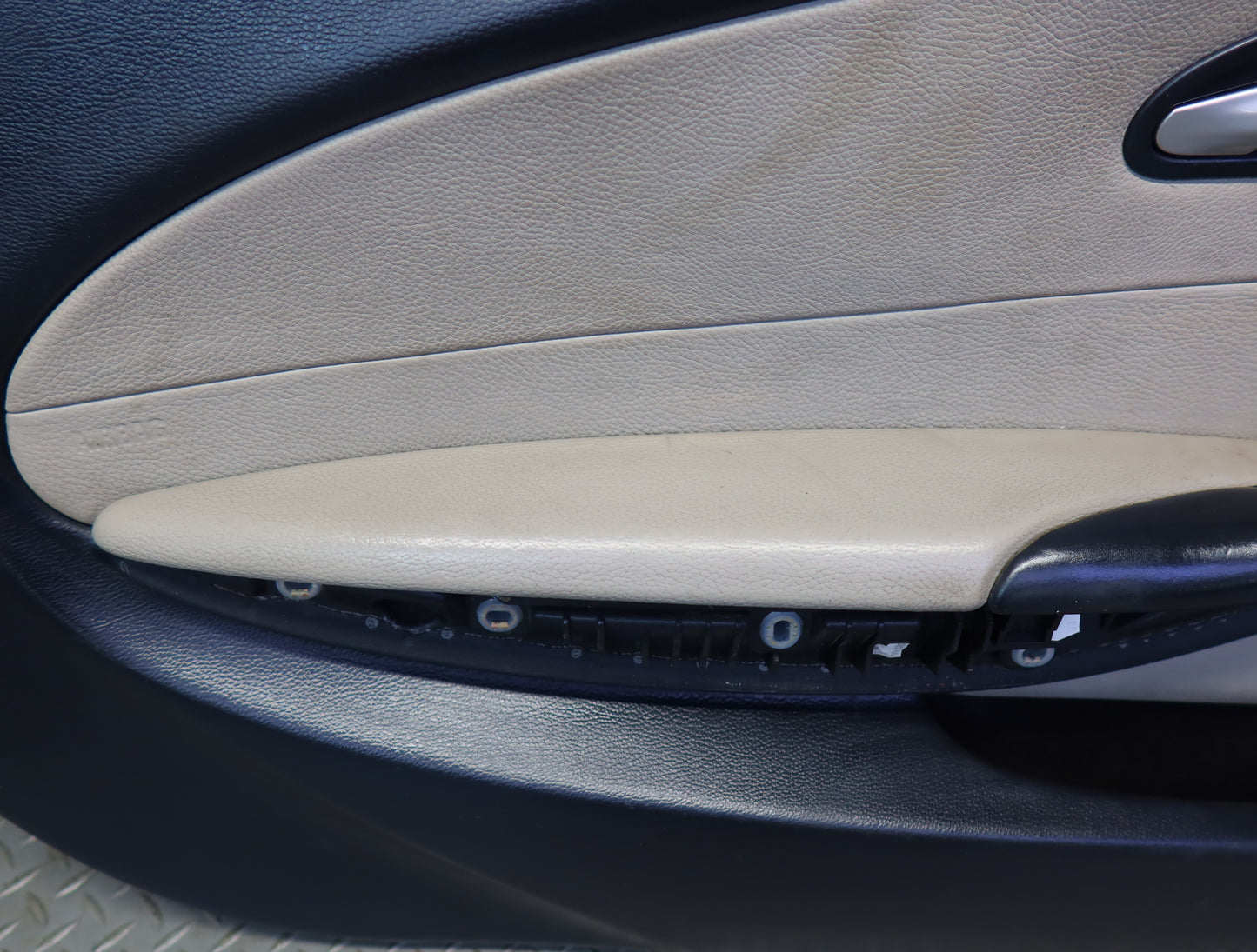 2006-2007 BMW E63 E64 M6 Left & Right Door Interior Trim Cover Panel Set of 2
