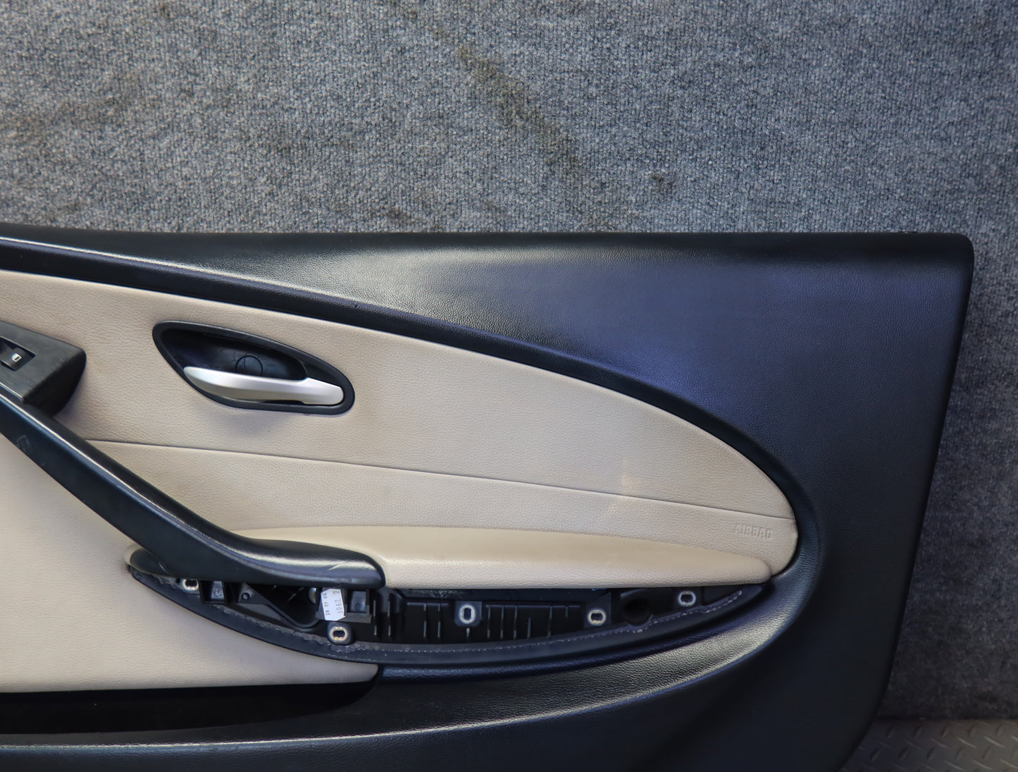 2006-2007 BMW E63 E64 M6 Left & Right Door Interior Trim Cover Panel Set of 2