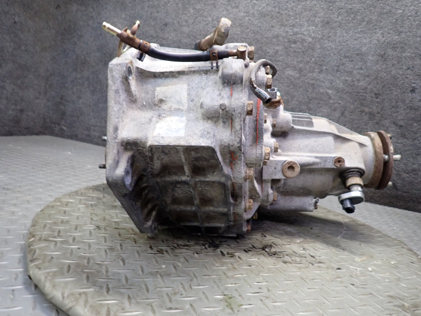1996-1997 Lexus FZJ80L LX450 4.5L 4WD A/T Transfer Case Box Motor Assembly