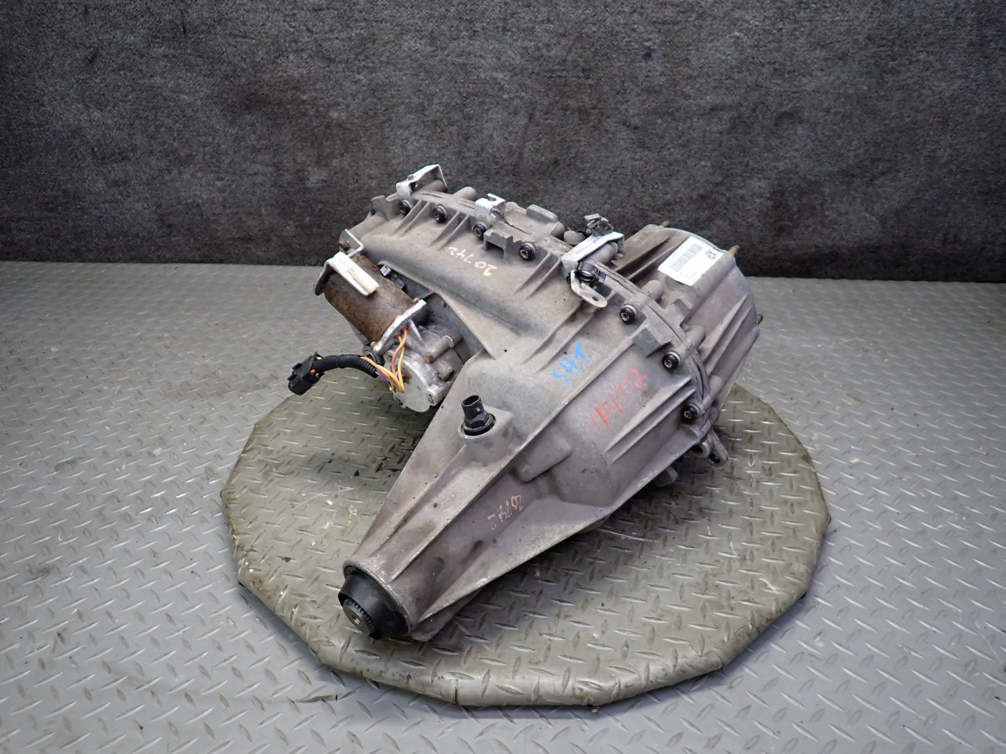 2003-2007 Hummer H2 AWD Automatic Transmission Transfer Case Box Assembly