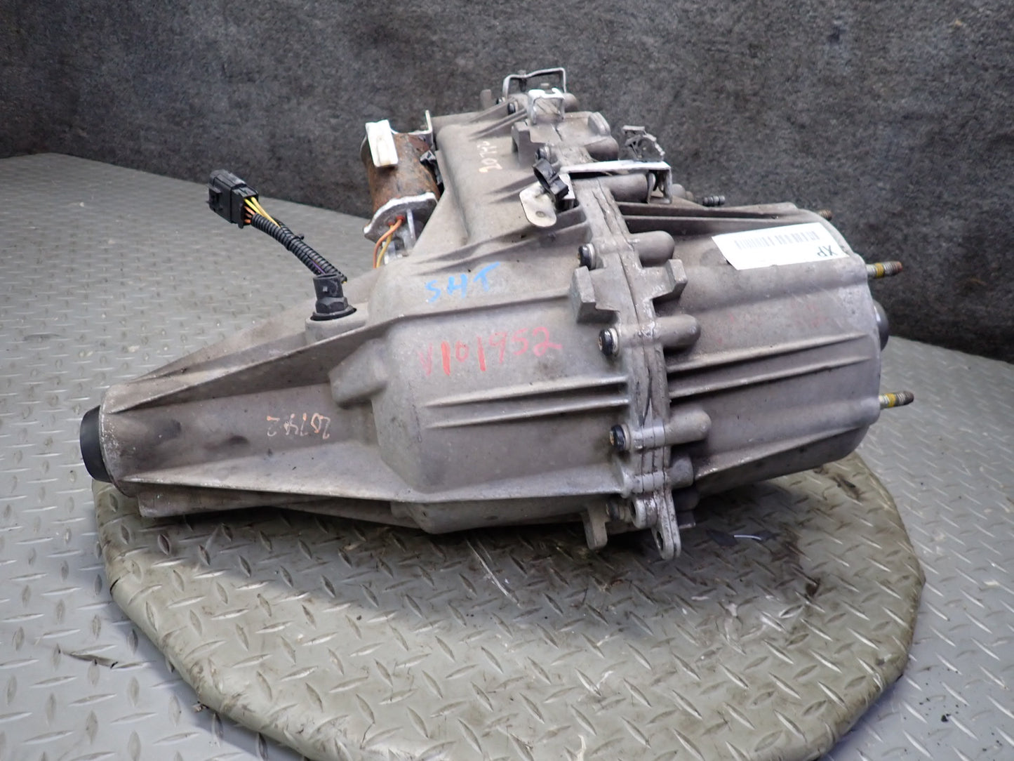 2003-2007 Hummer H2 AWD Automatic Transmission Transfer Case Box Assembly