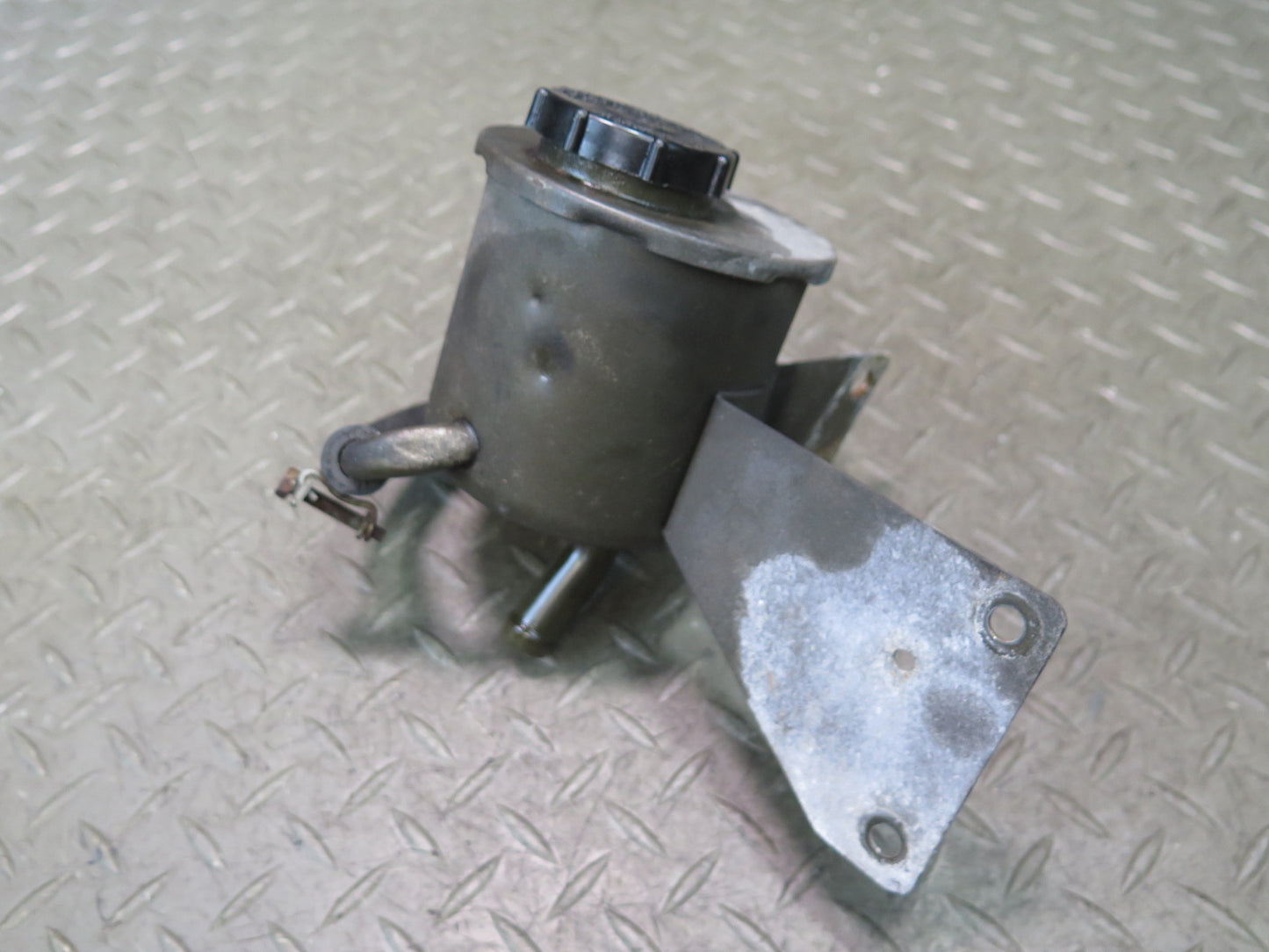 84-89 Nissan Z31 300ZX Power Steering Fluid Reservoir Bottle Tank OEM