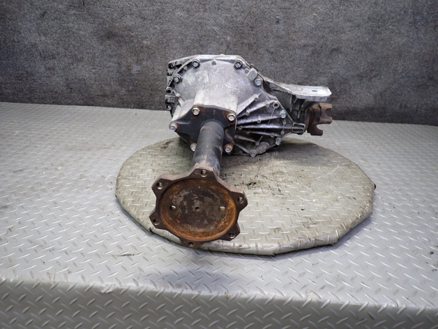 2003-2007 Hummer H2 4WD 4x4 Front Differential Carrier 4.10 Ratio