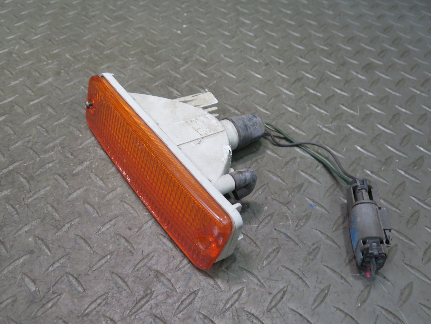 84-86 Nissan Z31 300ZX Front Left Driver Side Marker Light Turn Signal Lamp OEM