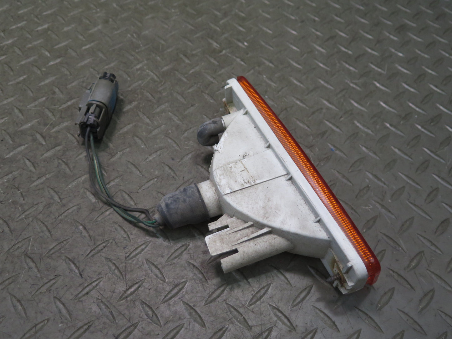 84-86 Nissan Z31 300ZX Front Left Driver Side Marker Light Turn Signal Lamp OEM