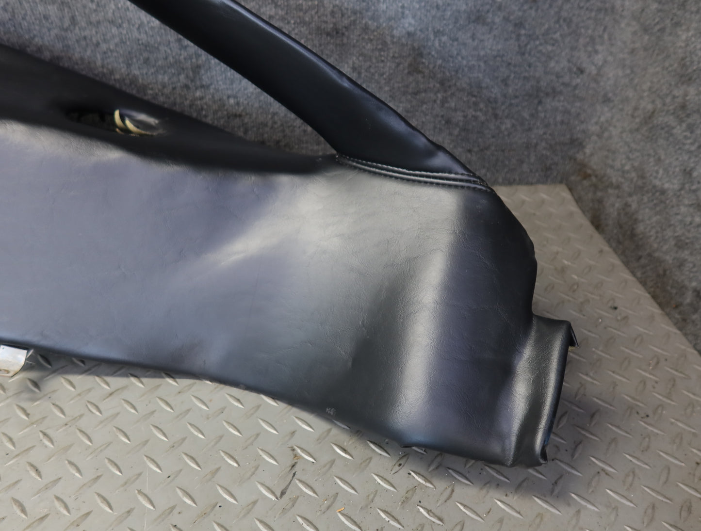 1984-1986 Porsche 928 S Rear Right Quarter Pillar Interior Trim Cover Panel