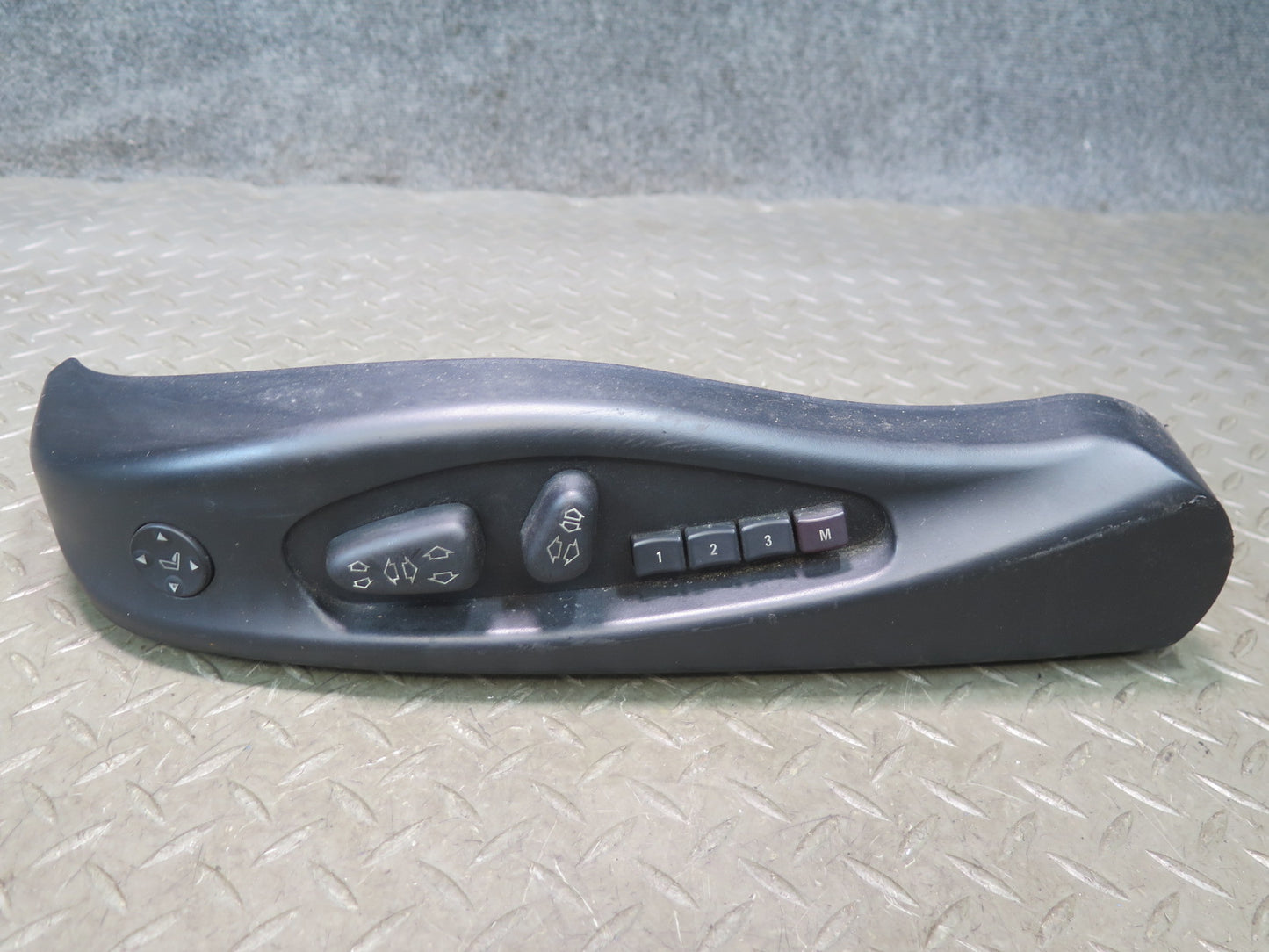 2006-2008 BMW E64 M6 Convertible Front Left Seat Adjust Switch Handle Set
