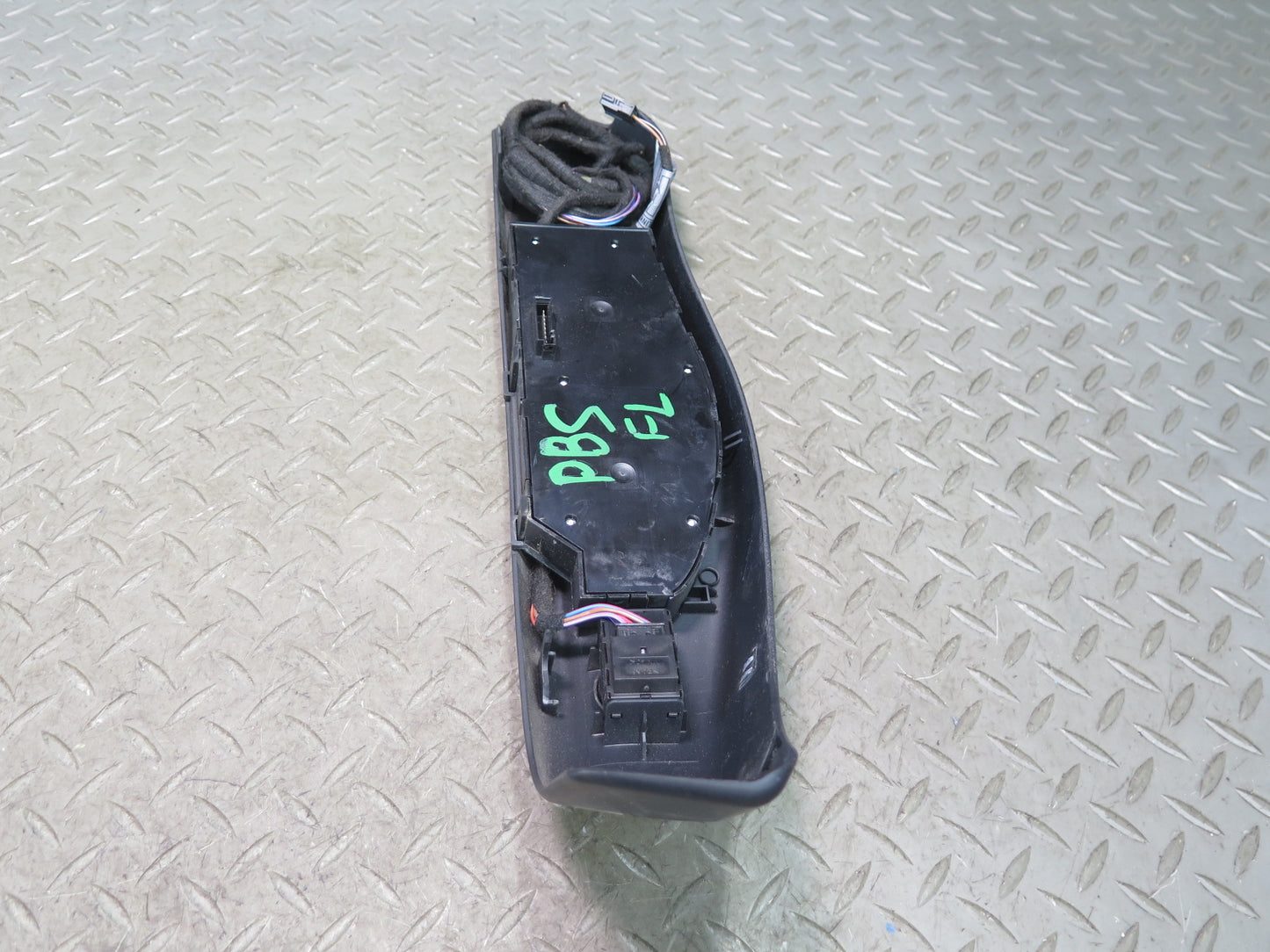 2006-2008 BMW E64 M6 Convertible Front Left Seat Adjust Switch Handle Set