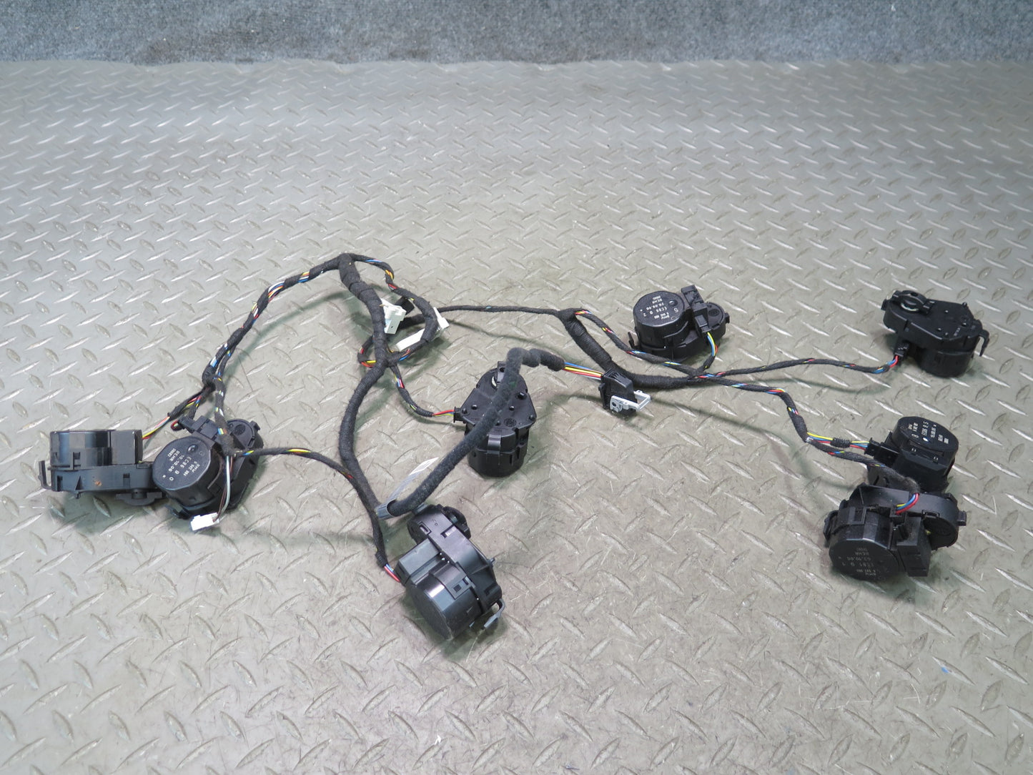 2006-2010 BMW E63 E64 M6 A/C Heater Flap Door Actuator Motor Wiring Set
