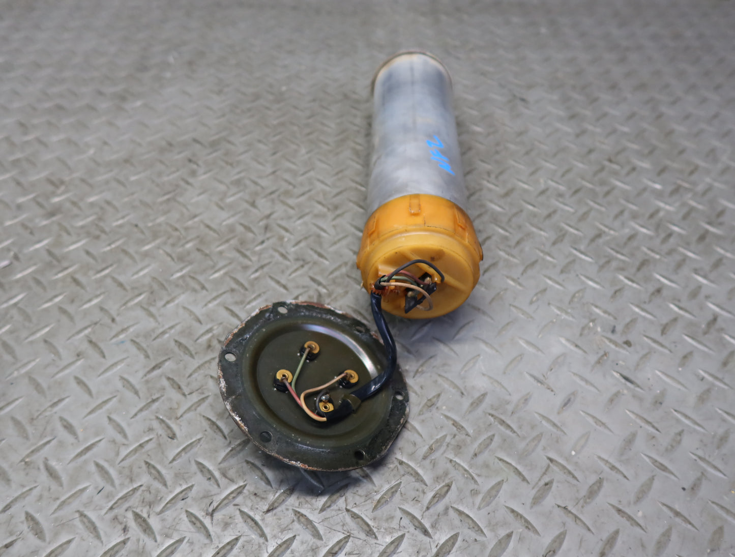 84-89 Nissan Z31 300ZX VG30E NON Turbo Fuel Pump Sending Unit w Wire OEM