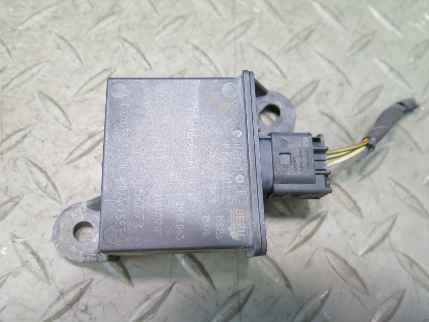 2006-2010 BMW E64 E63 M6 RDC TPMS Tire Pressure Monitor Sensor 6771042 Set of 4