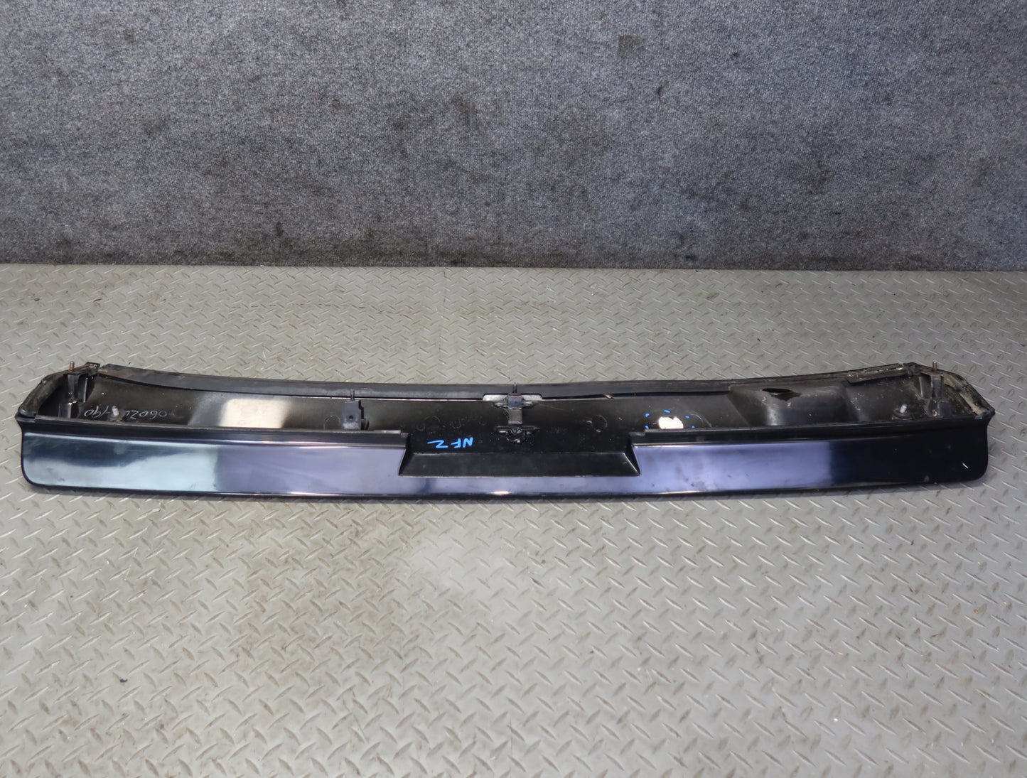 84-86 Nissan Z31 300ZX Rear Tailgate Liftgate Spoiler OEM