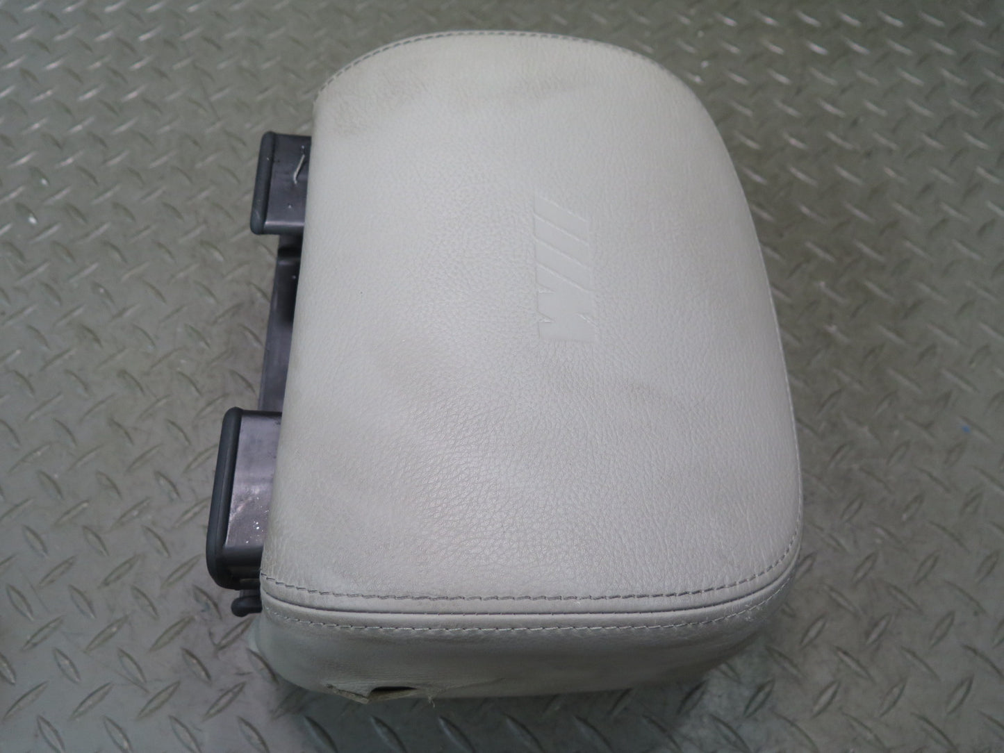 2006-2008 BMW E64 M6 Convertible Front Seat Leather Headrest Set of 2