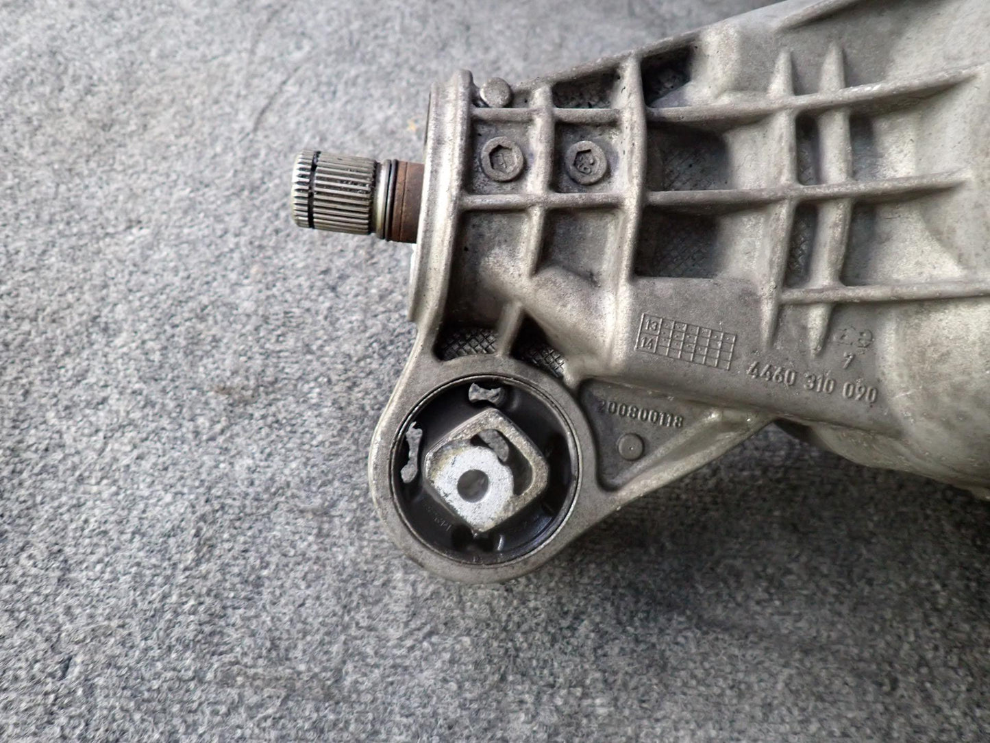 11-15 Audi 4L Q7 3.0L AWD MEY Rear Differential Carrier OEM
