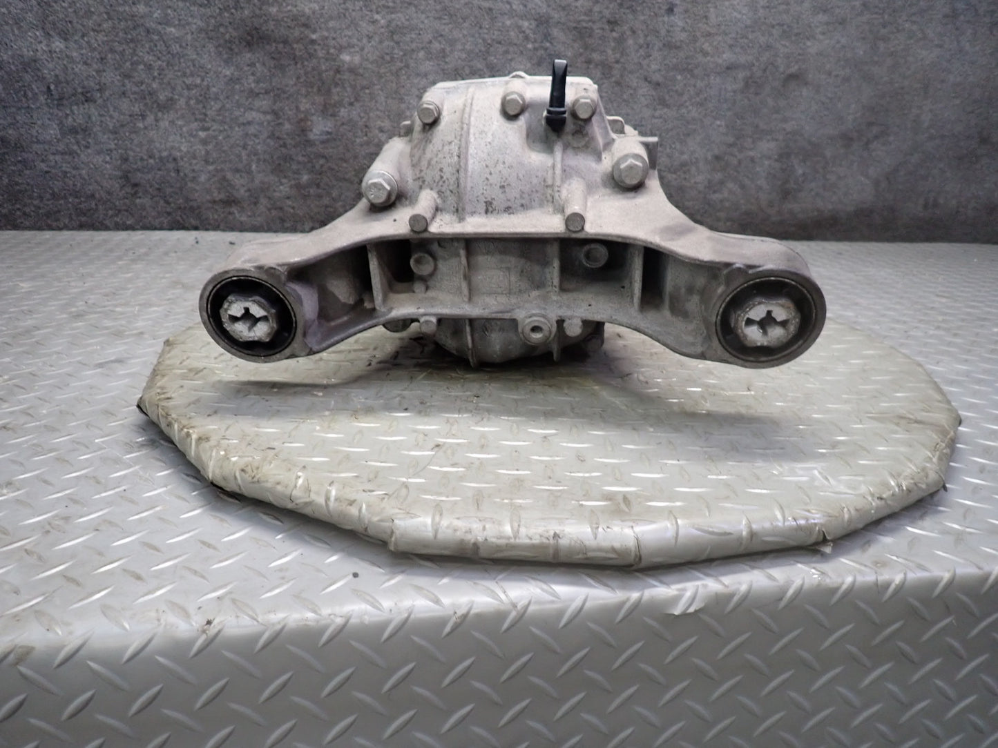 11-15 Audi 4L Q7 3.0L AWD MEY Rear Differential Carrier OEM