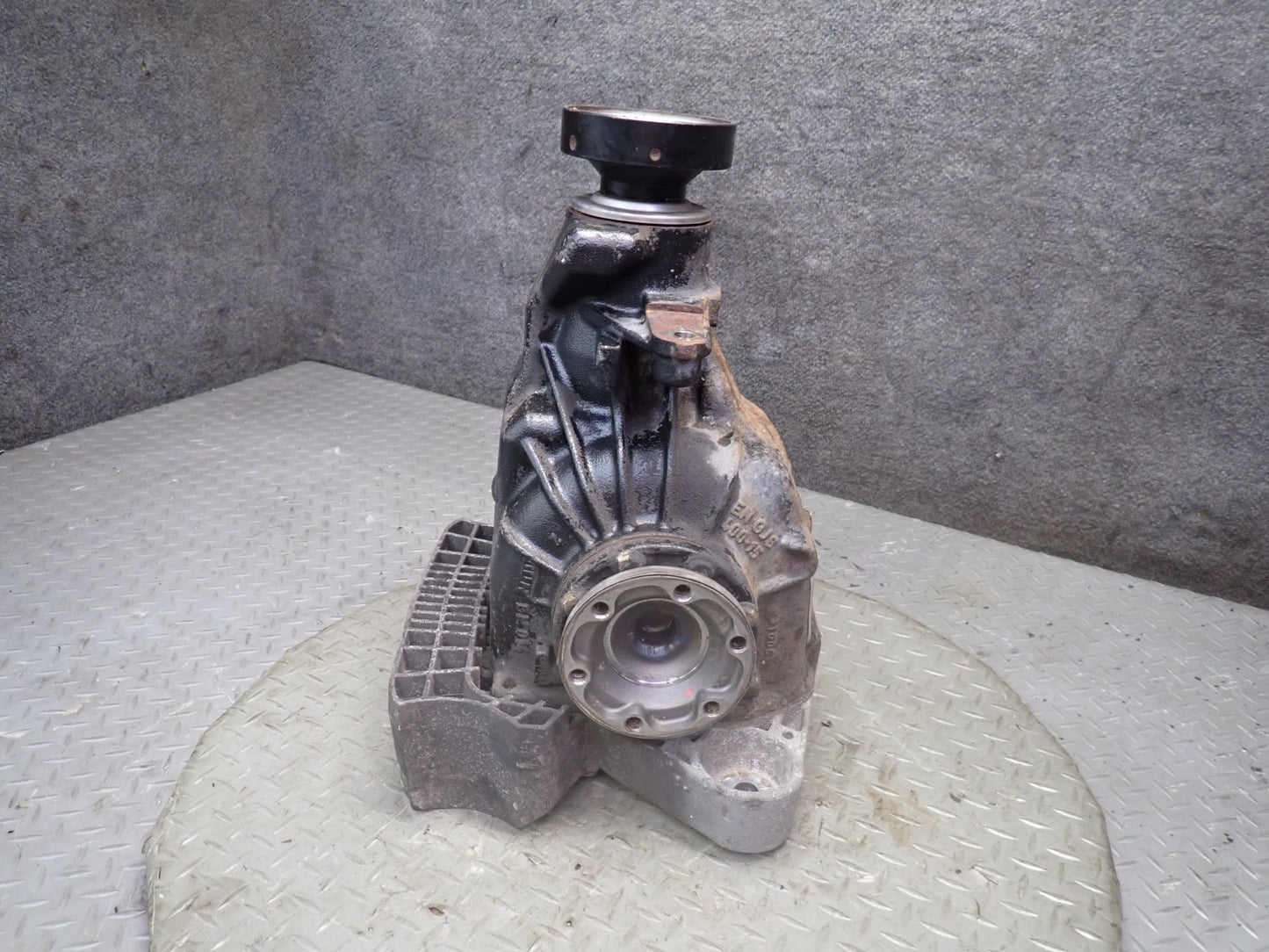 06-10 BMW E63 E64 M6 Rear Axle LSD Differential Carrier 3.62 Ratio 113k Miles