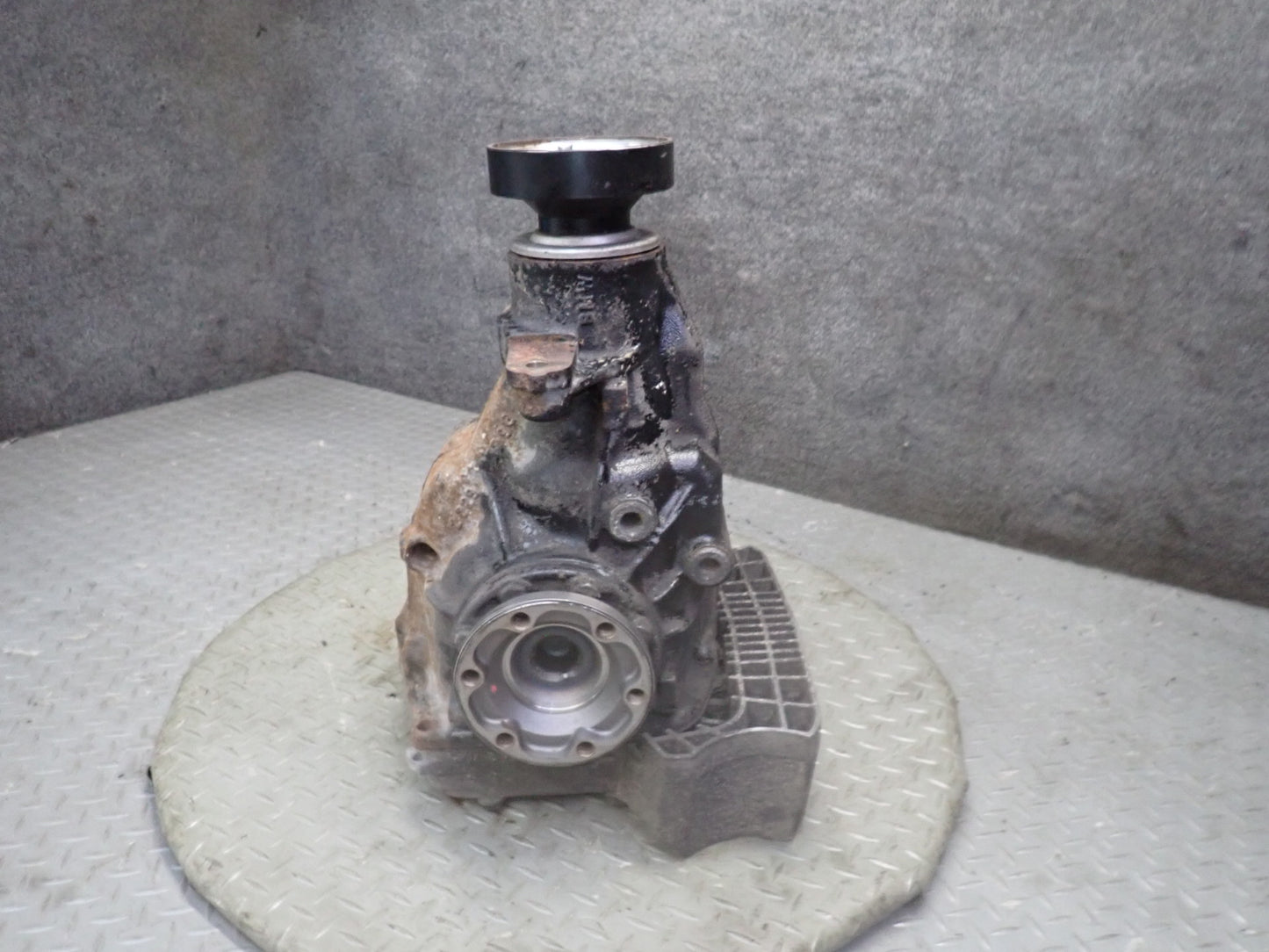 06-10 BMW E63 E64 M6 Rear Axle LSD Differential Carrier 3.62 Ratio 113k Miles