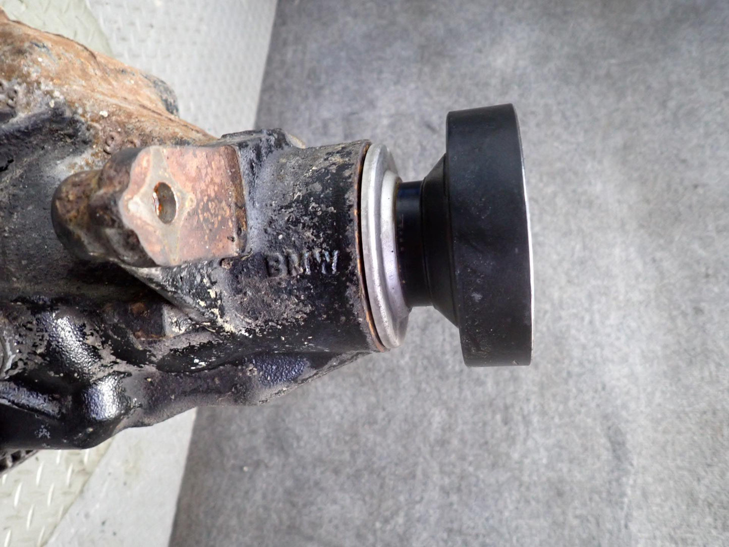 06-10 BMW E63 E64 M6 Rear Axle LSD Differential Carrier 3.62 Ratio 113k Miles