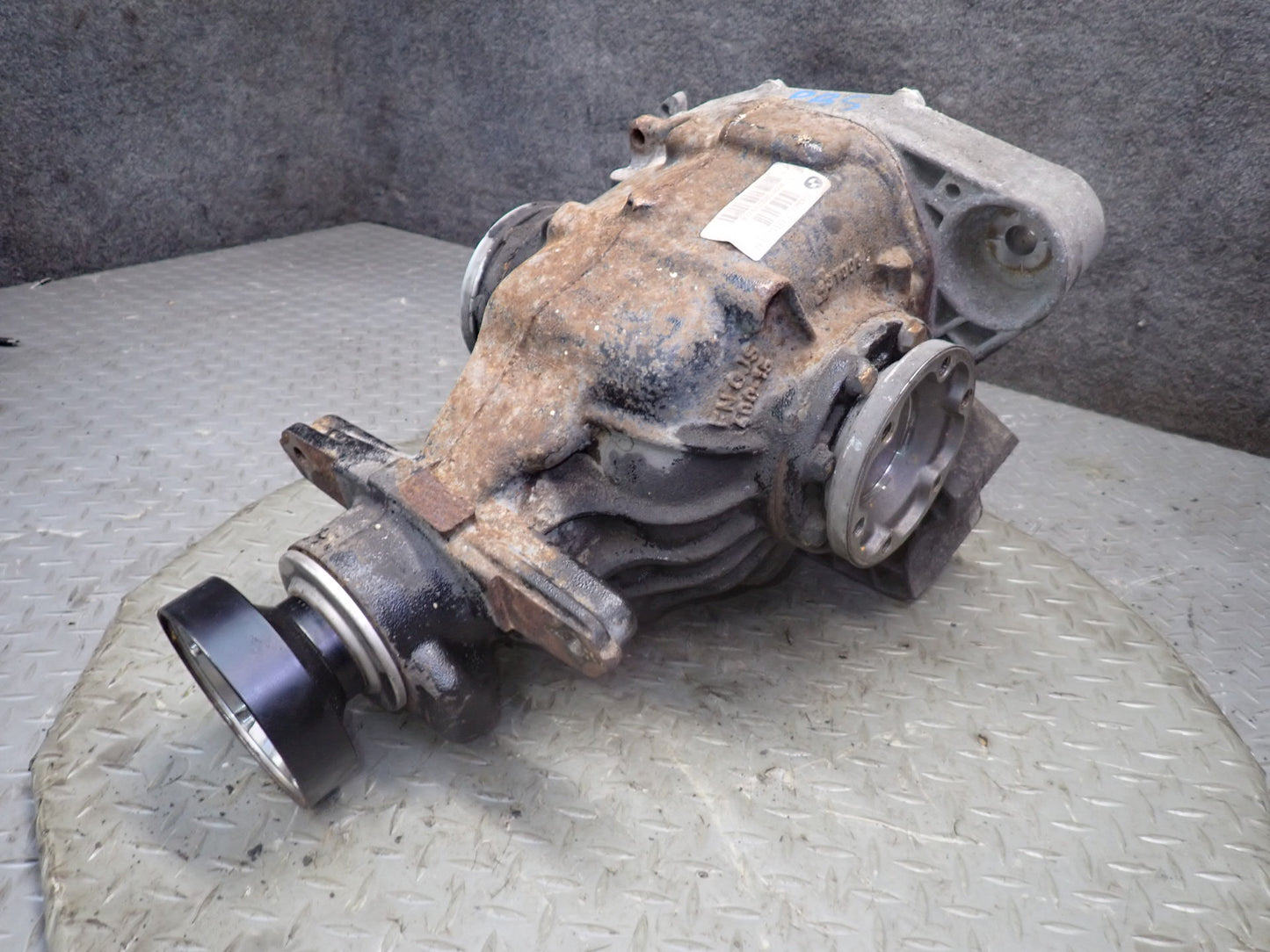 06-10 BMW E63 E64 M6 Rear Axle LSD Differential Carrier 3.62 Ratio 113k Miles