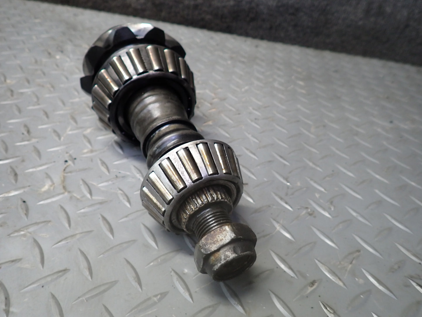 2003-2005 Hummer H2 Rear Differential 4.10 Ratio Ring & Pinion Gear Set
