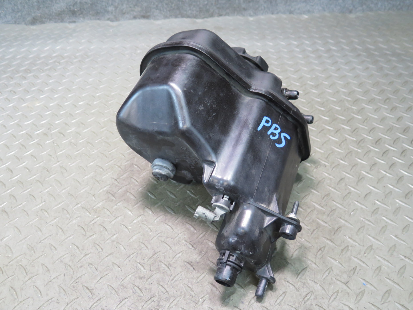 2006-2010 BMW E63 E64 M6 Engine Coolant Expansion Overflow Reservoir Tank