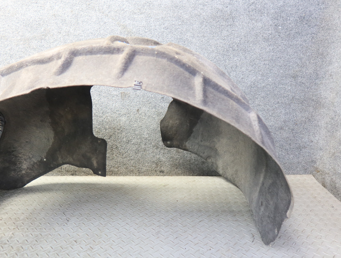 10-15 Audi Q7 4L Front Left Wheel Arch Fender Liner Splash Shield OEM