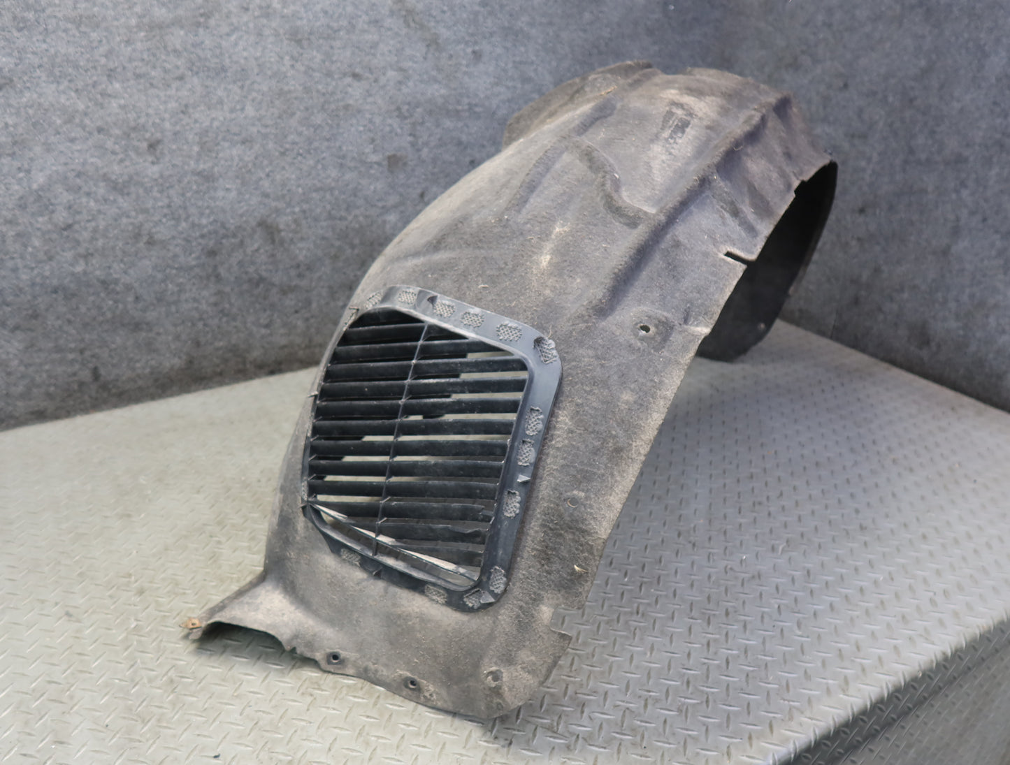 10-15 Audi Q7 4L Front Left Wheel Arch Fender Liner Splash Shield OEM