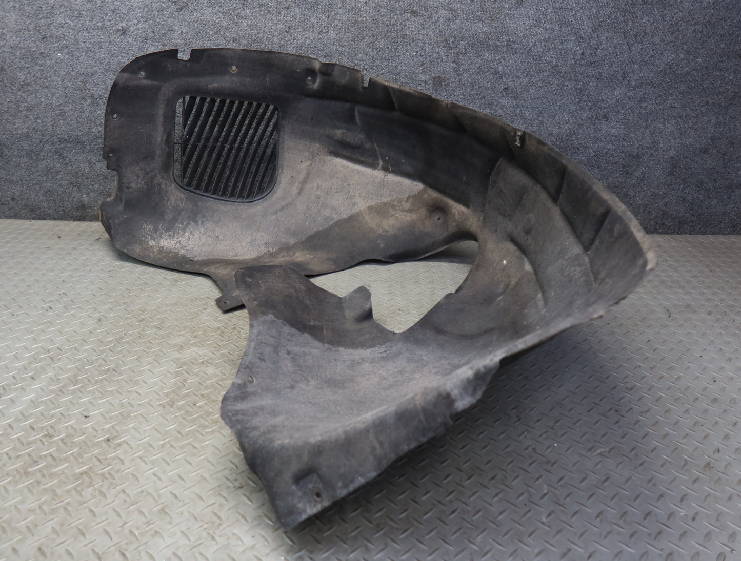 10-15 Audi Q7 4L Front Left Wheel Arch Fender Liner Splash Shield OEM