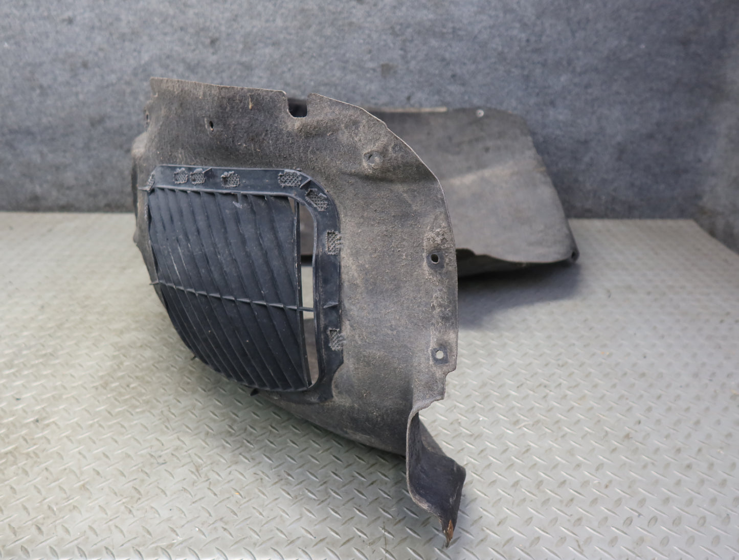 10-15 Audi Q7 4L Front Left Wheel Arch Fender Liner Splash Shield OEM