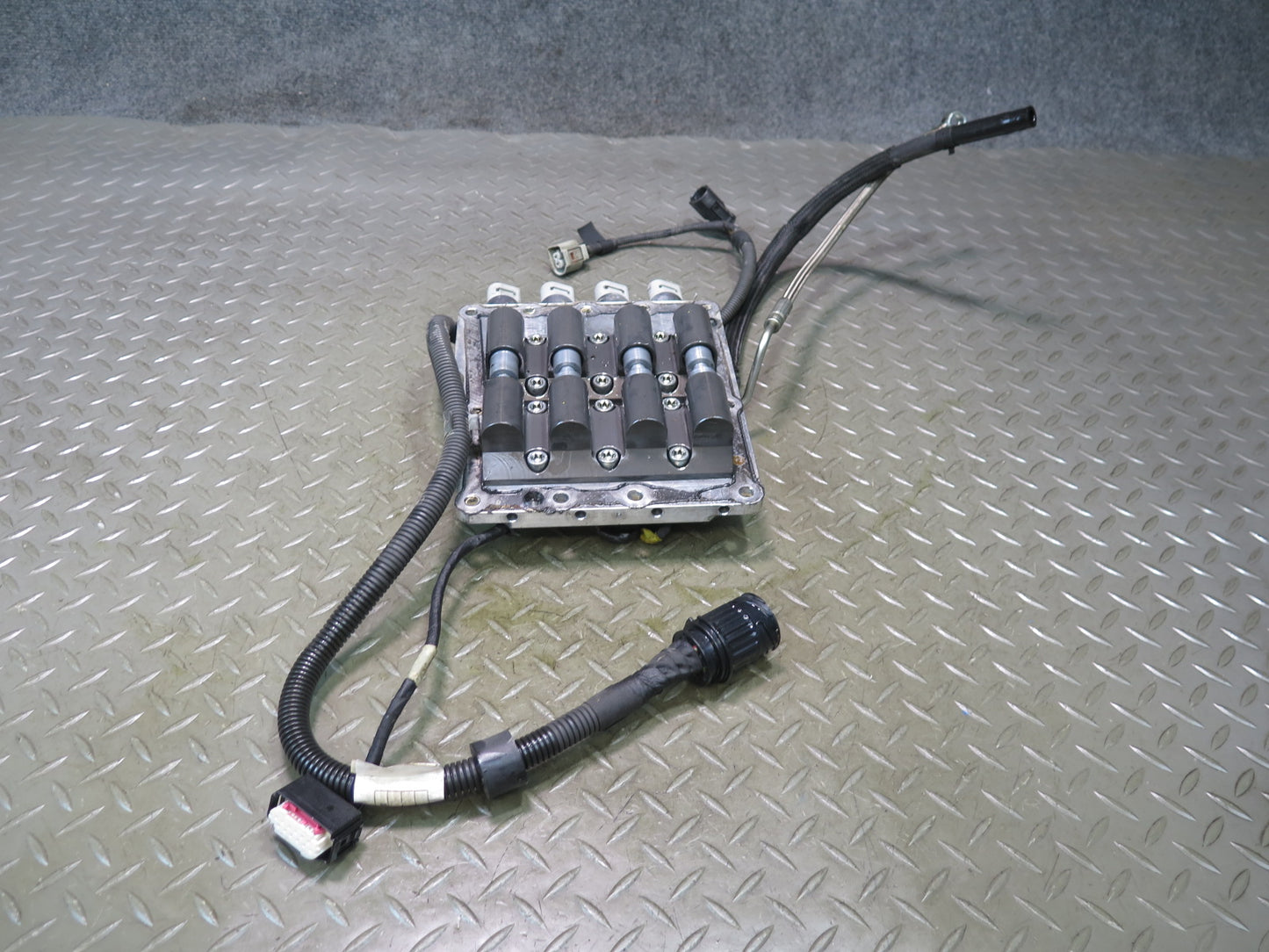 2006-2010 BMW E63 E64 M6 SMG Transmission Hydraulic Solenoid Valve Block 113k