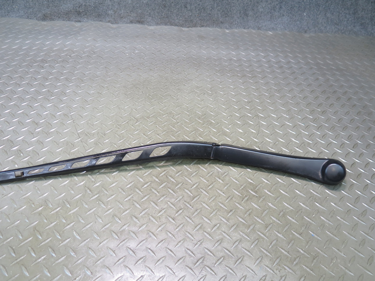 2006-2010 BMW E63 E64 M6 Front Left & Right Windshield Wiper Arm Set of 2