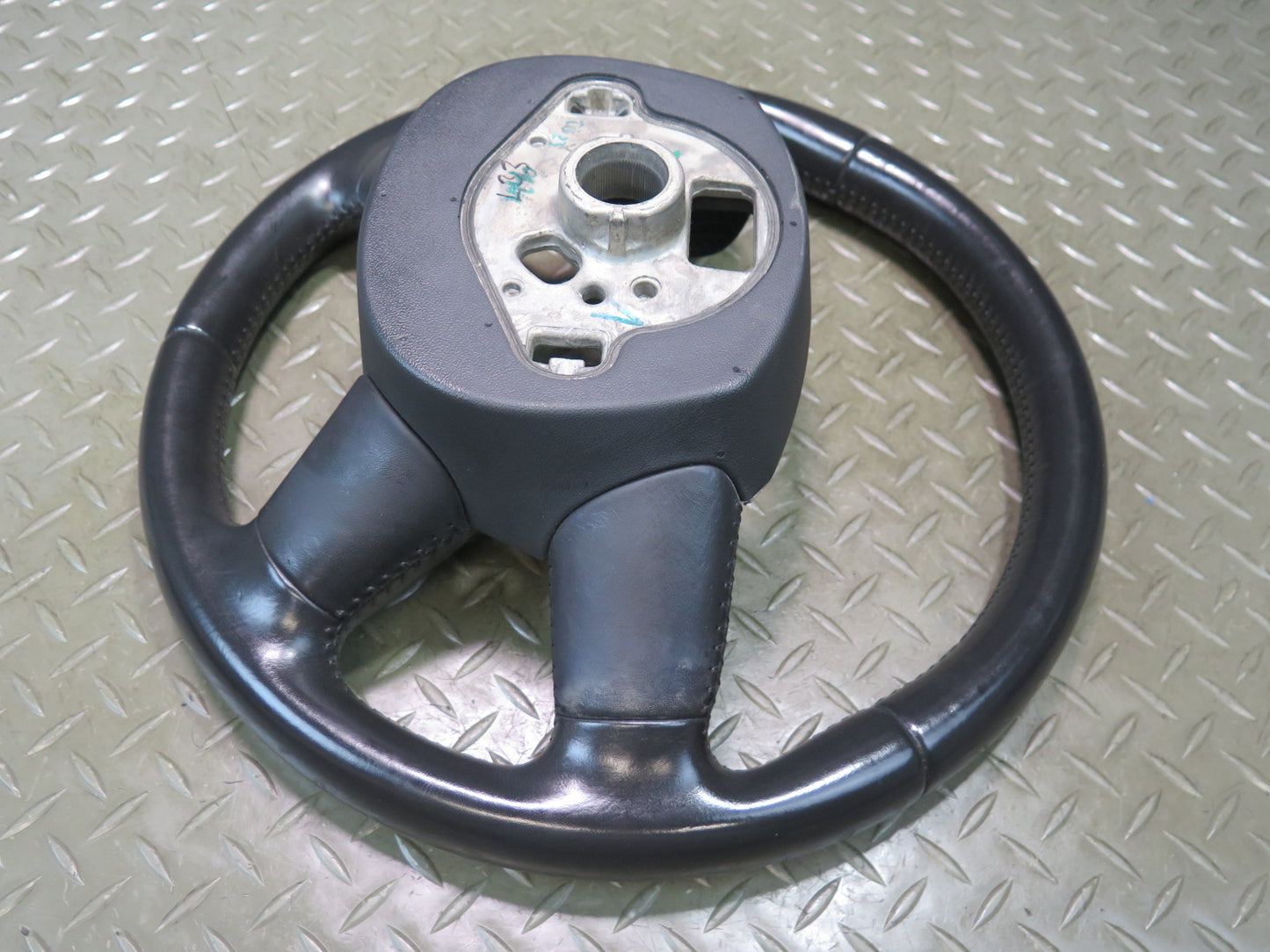 11-15 Audi Q7 4L Leather Steering w Controls Black OEM