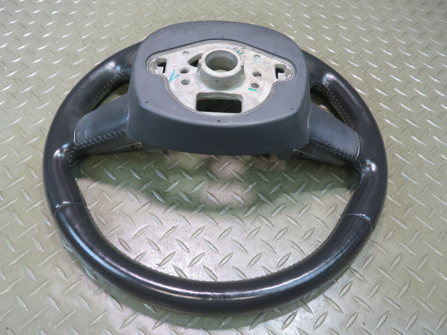 11-15 Audi Q7 4L Leather Steering w Controls Black OEM