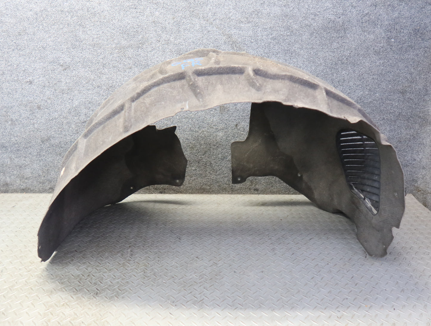10-15 Audi Q7 4L Front Right Wheel Arch Fender Liner Splash Shield OEM