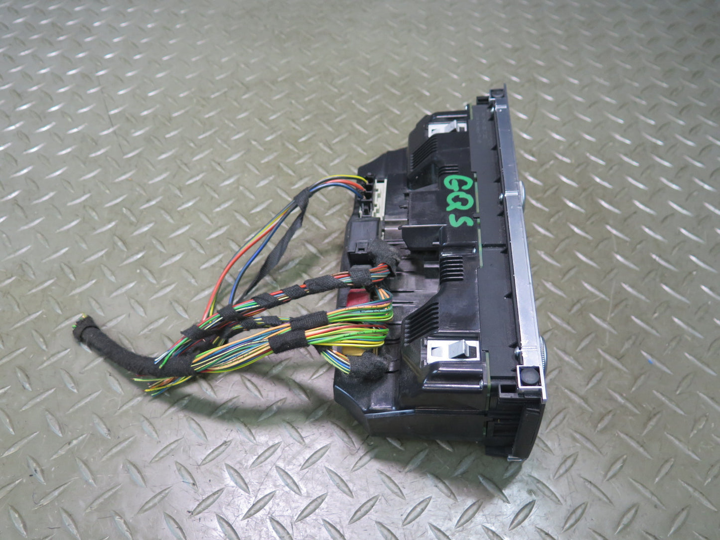 12-15 Audi Q7 4L A/C Heater Climate Control Panel Switch Black 4L0820043AP OEM
