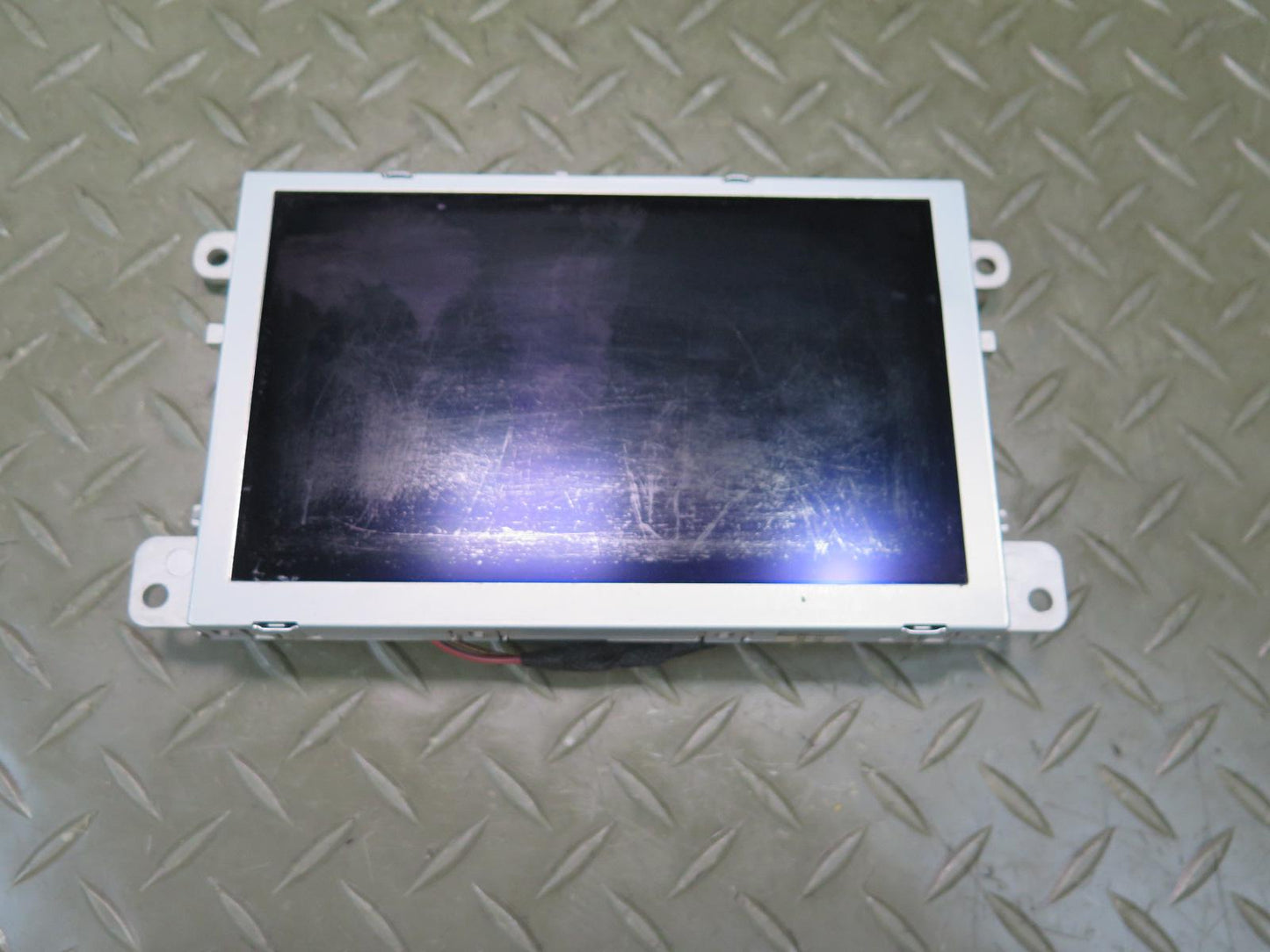 13-17 Audi 8R Q5 Q7 A4 S4 S5 Dash MMI Navigation Display Screen 8R0919604A OEM